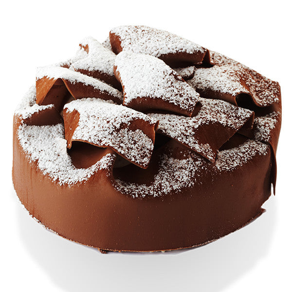 Paastaart van DelRey met chocoladecrème, chocoladebiscuit en slagroom / DelRey's Easter cake with chocolate cream, chocolate cookie and whipped cream