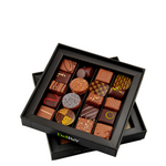 Luxedoos cadeau gevuld met 9 pralines DelRey / Luxury gift box filled with 38 DelRey chocolates